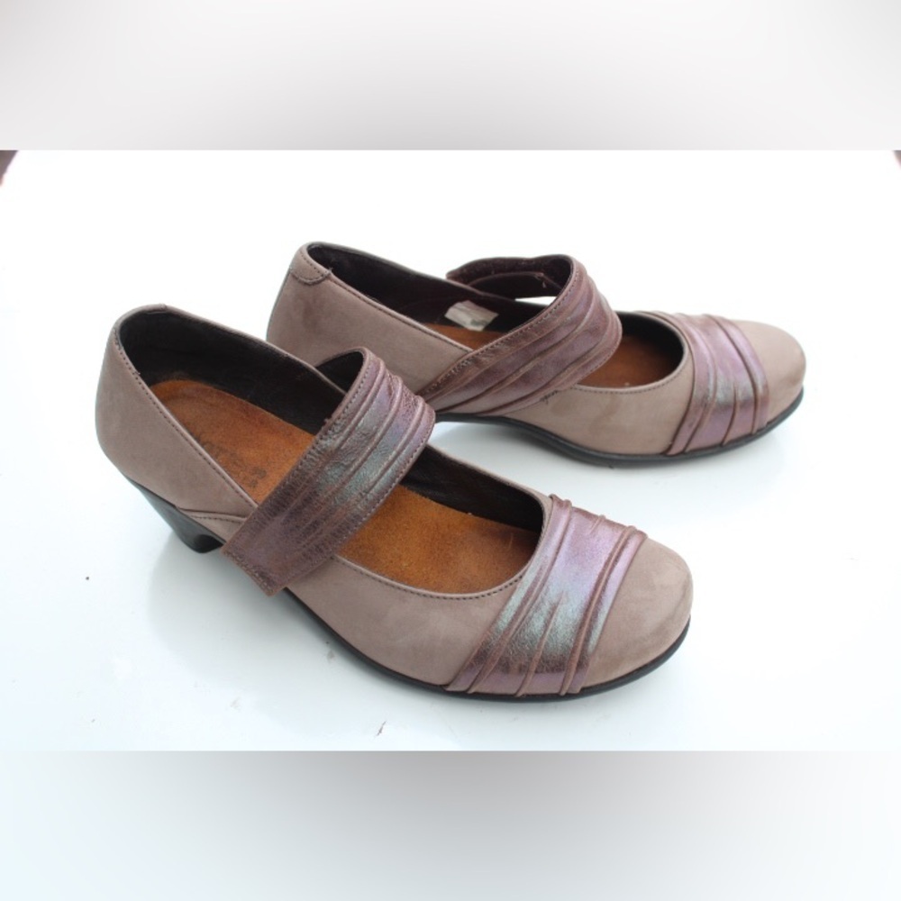 Naot Attitude Mary Jane shoes